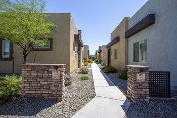 Walkways at Avilla Victoria in Queen Creek Arizona 2021 2